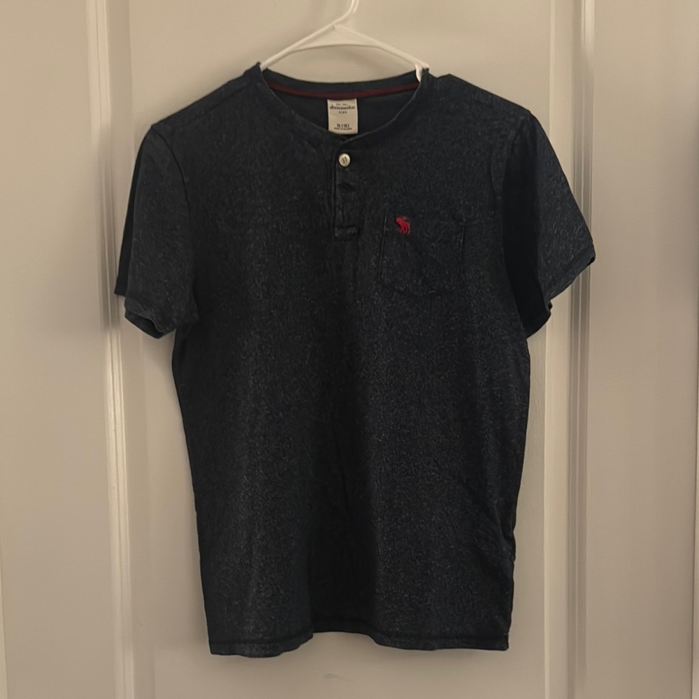 Abercrombie & Fitch Black Short Sleeve Tee